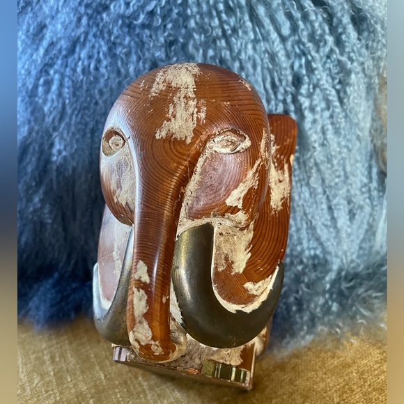 Vintage Boho Carved Wood and Brass
Elephant  beautiful unique piece (best offer) - Picture 8 of 11